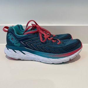 Hoka One One Clifton 4 Sneakers, Women’s size 9.5
